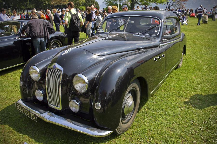  Delage D6 3-Litre 1947 года  (фото 8 из 8)